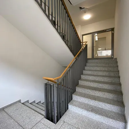 Am Zwinger 2 * ドレスデン