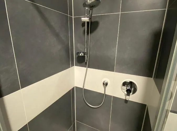 Am Zwinger 2 * Dresden